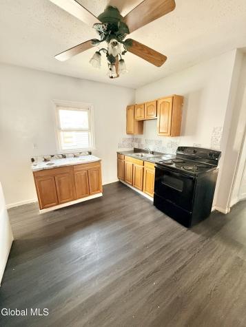 1066 Phoenix Avenue Schenectady NY 12308