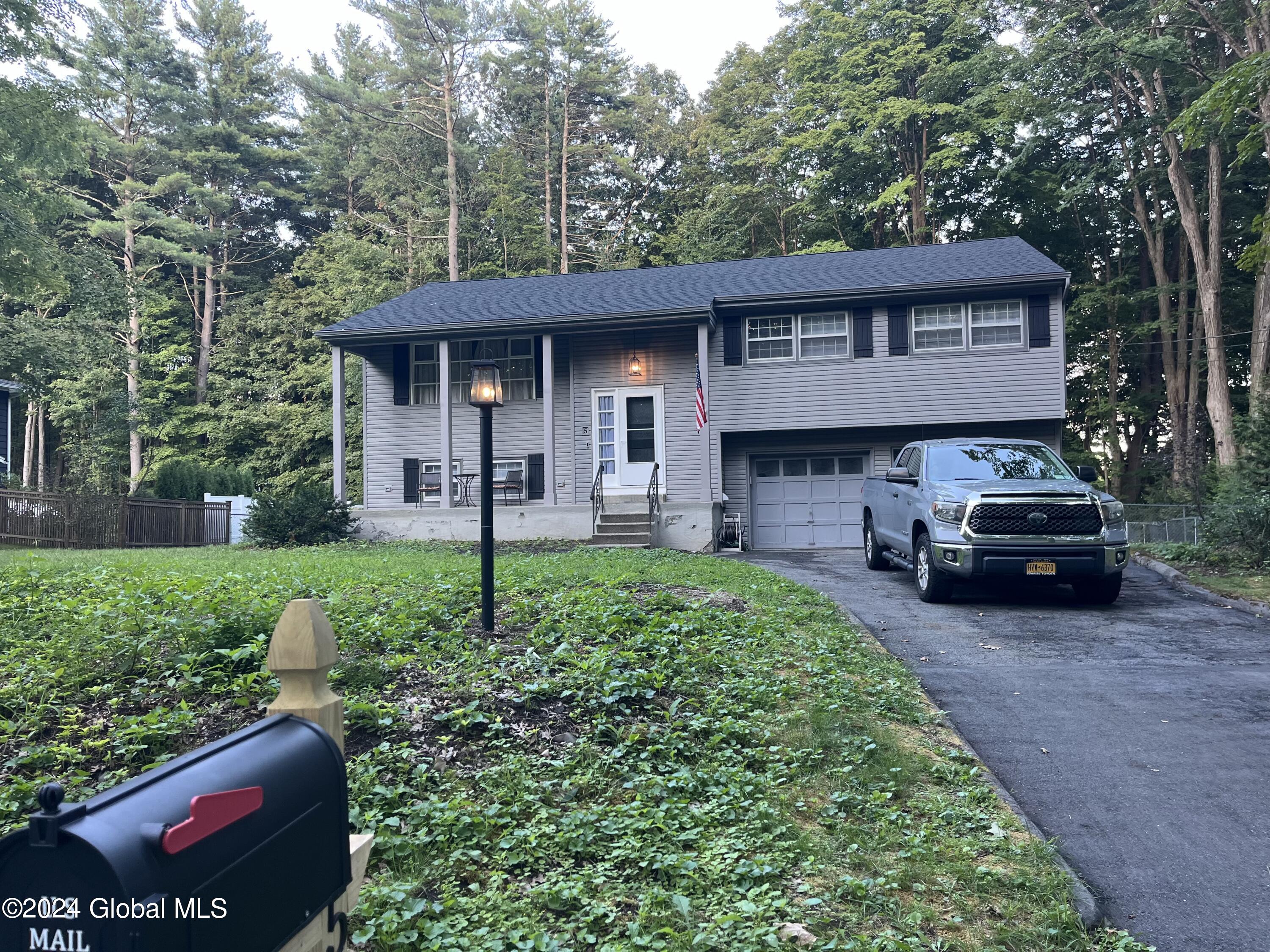 5 Loughberry Road Saratoga Springs NY 12866