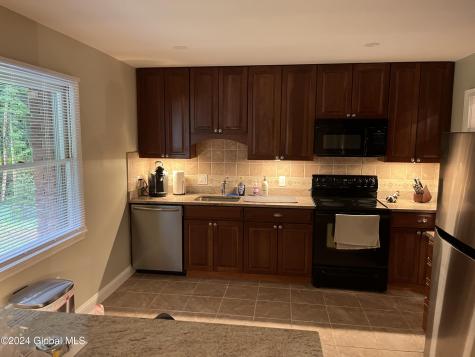 5 Loughberry Road Saratoga Springs NY 12866
