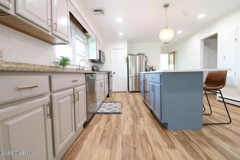 2 Van Buren Avenue Colonie NY 12205