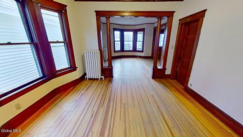 11 Alden Avenue Albany NY 12209