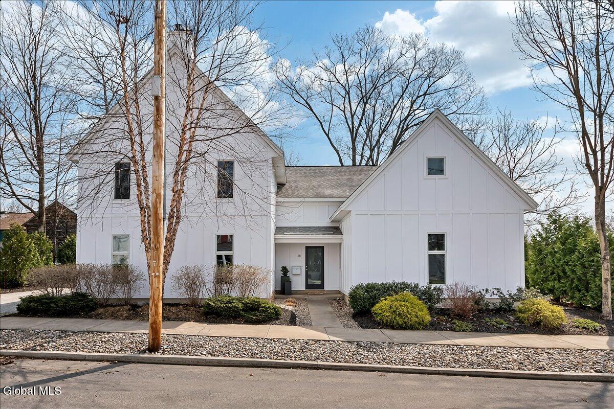 18 Granite Street Saratoga Springs NY 12866