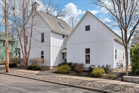 18 Granite Street Saratoga Springs NY 12866