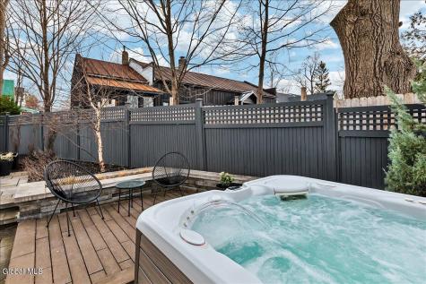 18 Granite Street Saratoga Springs NY 12866