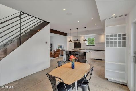18 Granite Street Saratoga Springs NY 12866