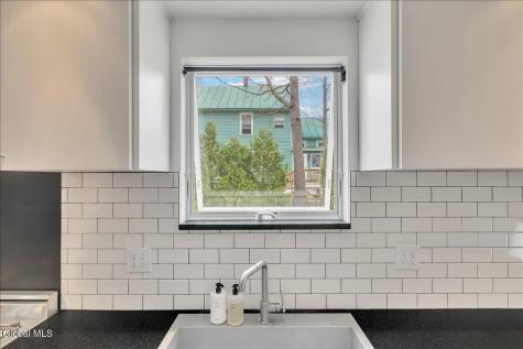 18 Granite Street Saratoga Springs NY 12866