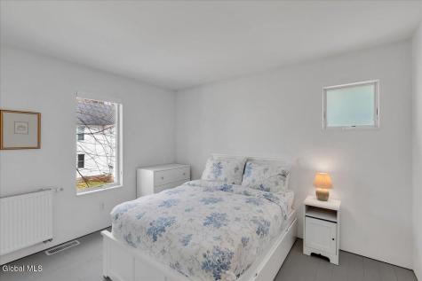18 Granite Street Saratoga Springs NY 12866
