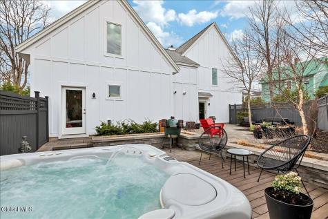 18 Granite Street Saratoga Springs NY 12866