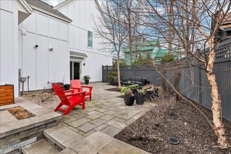 18 Granite Street Saratoga Springs NY 12866