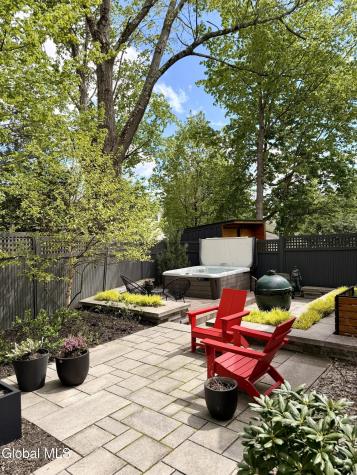 18 Granite Street Saratoga Springs NY 12866