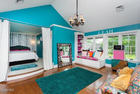 106 Greenfield Avenue Saratoga Springs NY 12866