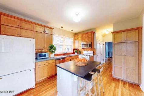 24 W Erie Street Albany NY 12208