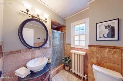 24 W Erie Street Albany NY 12208