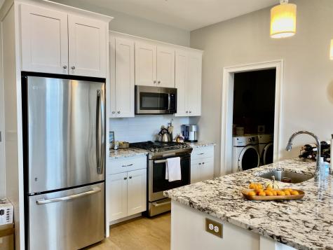77 Van Dam Street Saratoga Springs NY 12866