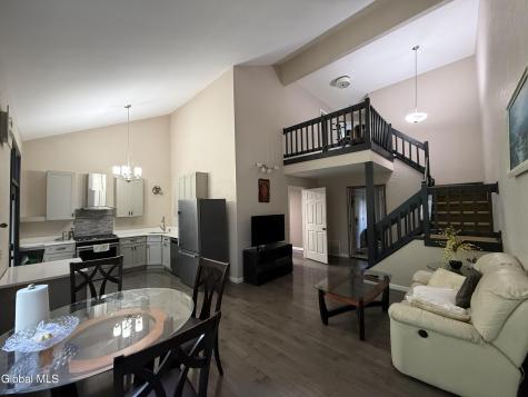 214 Walnut Lane Slingerlands NY 12159