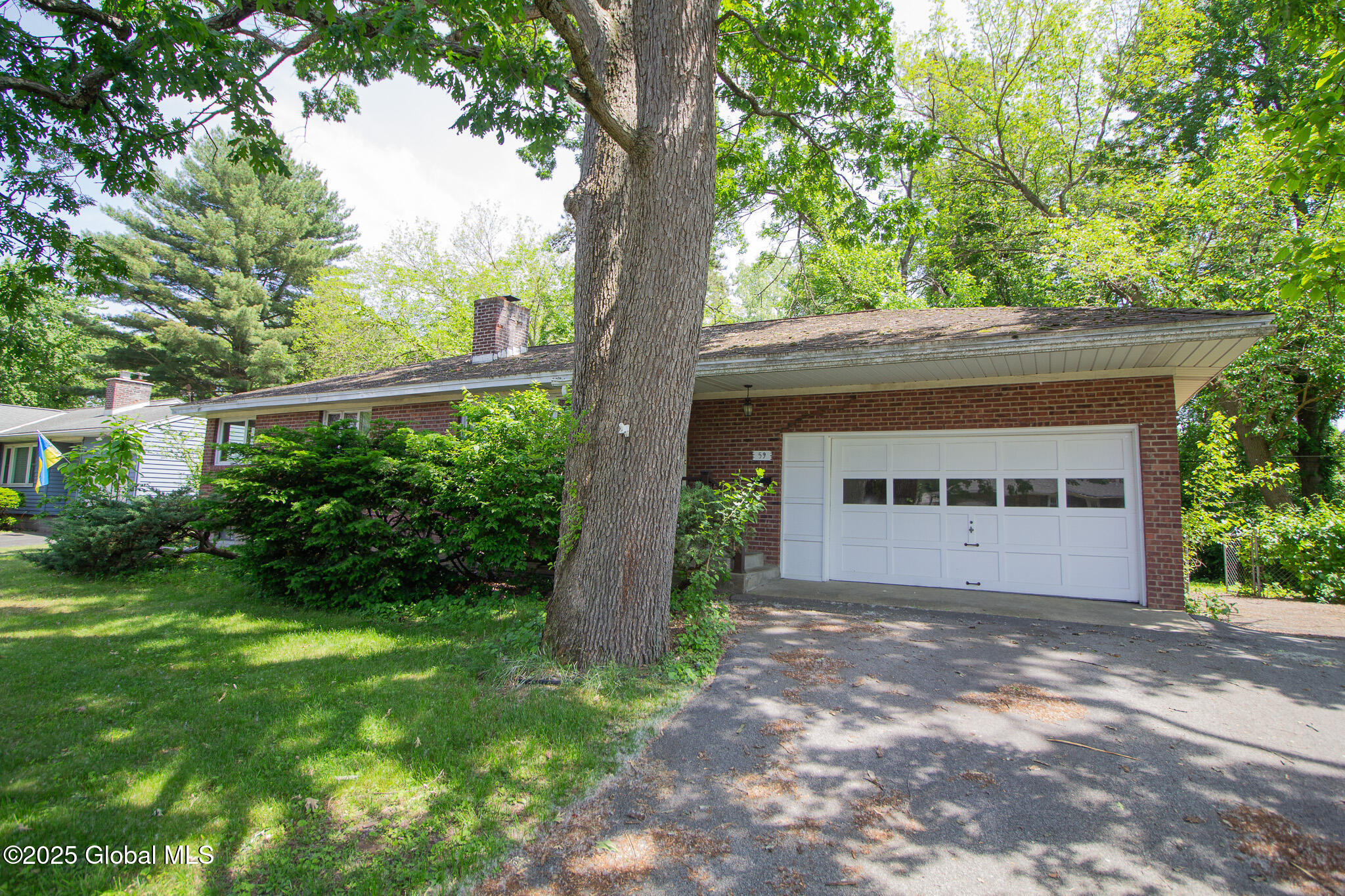 59 Parkwood Drive Colonie NY 12205