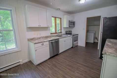 59 Parkwood Drive Colonie NY 12205