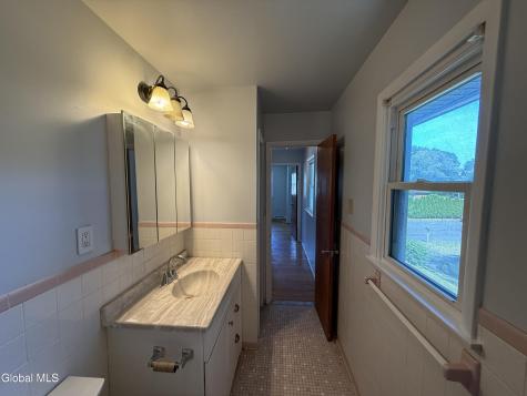 5B Van Dyke Road Albany NY 12205