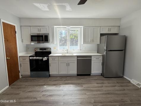 5B Van Dyke Road Albany NY 12205