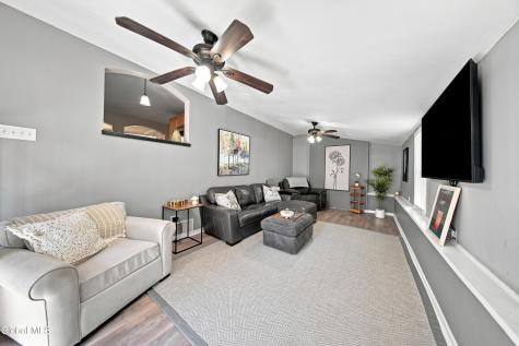 86 Jefferson Street Saratoga Springs NY 12866