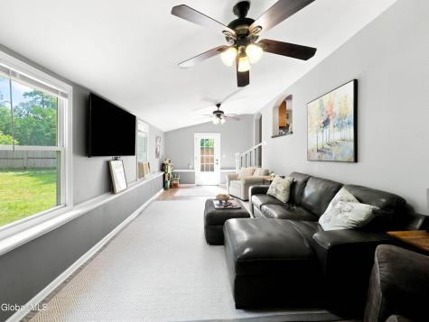 86 Jefferson Street Saratoga Springs NY 12866