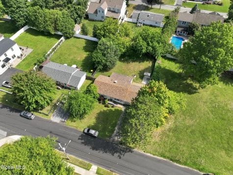86 Jefferson Street Saratoga Springs NY 12866