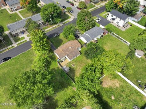 86 Jefferson Street Saratoga Springs NY 12866