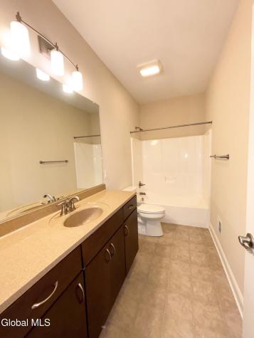 616 Lois Lane Schenectady NY 12304