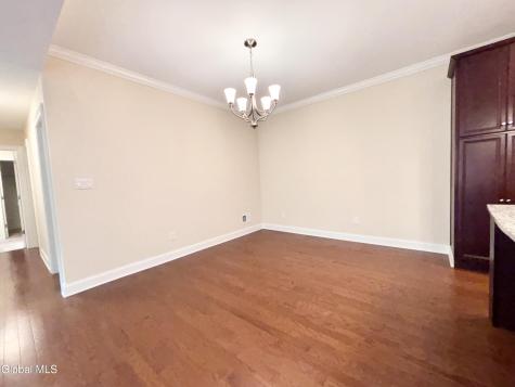 616 Lois Lane Schenectady NY 12304