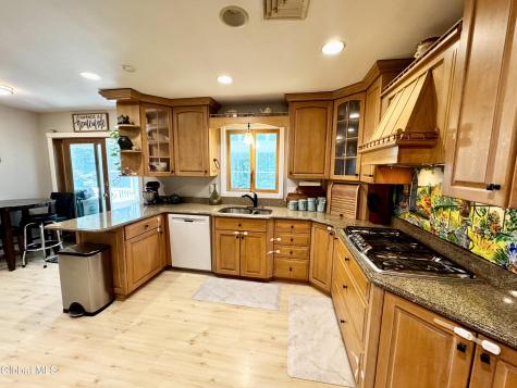 11 Hearthside Drive Ballston Lake NY 12019