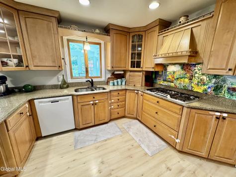 11 Hearthside Drive Ballston Lake NY 12019