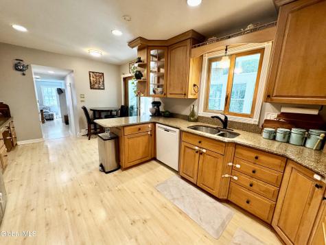 11 Hearthside Drive Ballston Lake NY 12019