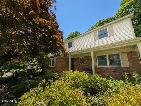 11 Hearthside Drive Ballston Lake NY 12019