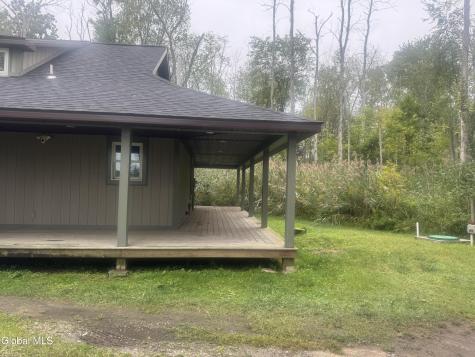 2125 Us-9 Saratoga NY 12151