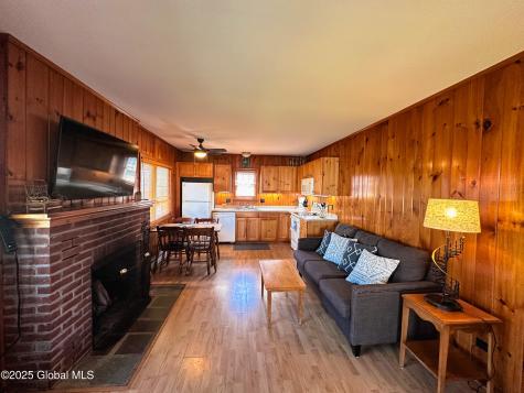 12 Seneca Drive Cleverdale NY 12804