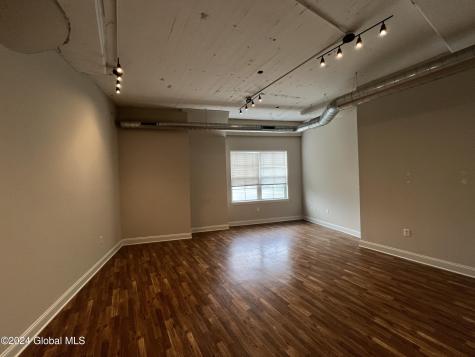733 Broadway Albany NY 12207