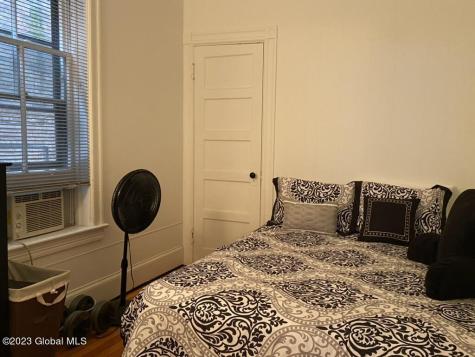 588 Madison Avenue Albany NY 12208