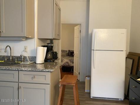 588 Madison Avenue Albany NY 12208