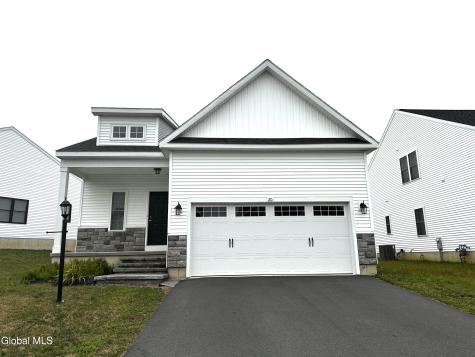 20 Harbor Lane Cohoes NY 12047