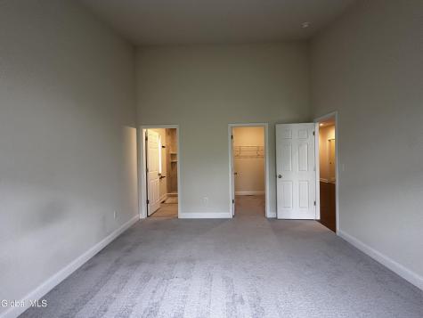 20 Harbor Lane Cohoes NY 12047