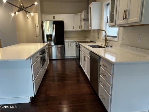 20 Harbor Lane Cohoes NY 12047