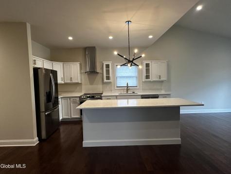 20 Harbor Lane Cohoes NY 12047