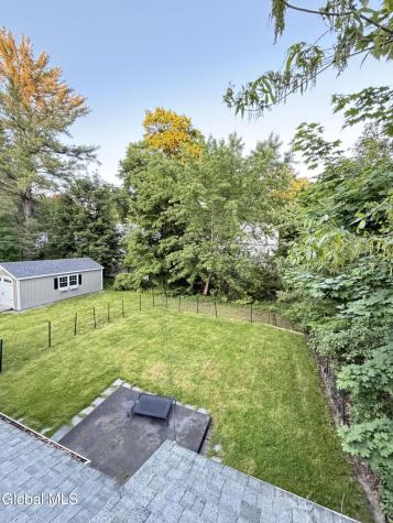 1422 Regent Street Niskayuna NY 12309