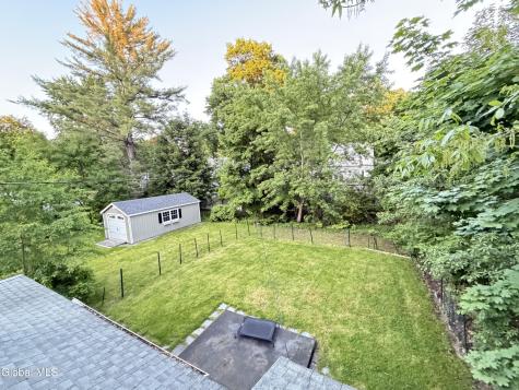 1422 Regent Street Niskayuna NY 12309