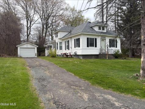 5 Mockingbird Hill Latham NY 12110