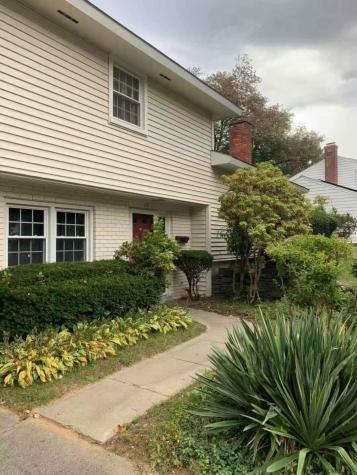 79 Devon Road Delmar NY 12054