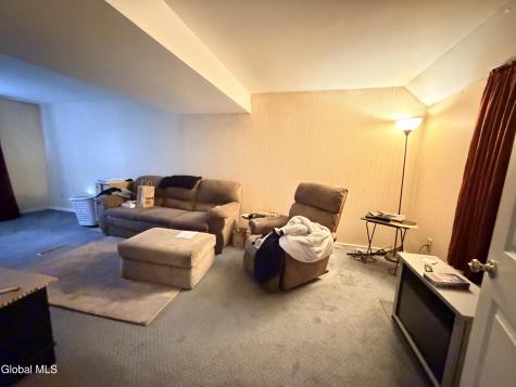 79 Devon Road Delmar NY 12054