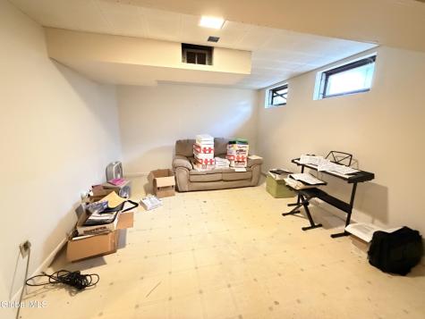 79 Devon Road Delmar NY 12054