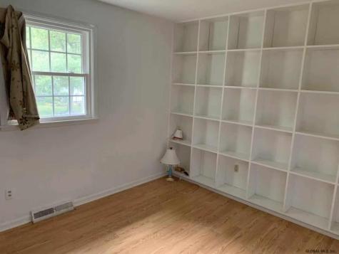 79 Devon Road Delmar NY 12054