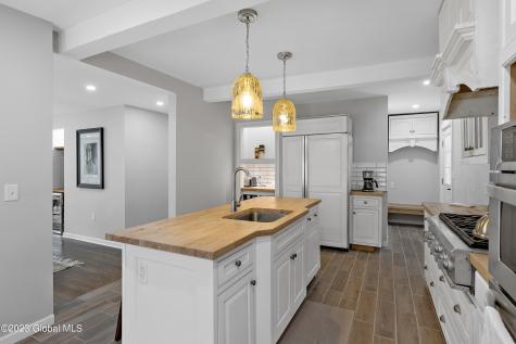 10 Marion Place Saratoga Springs NY 12866